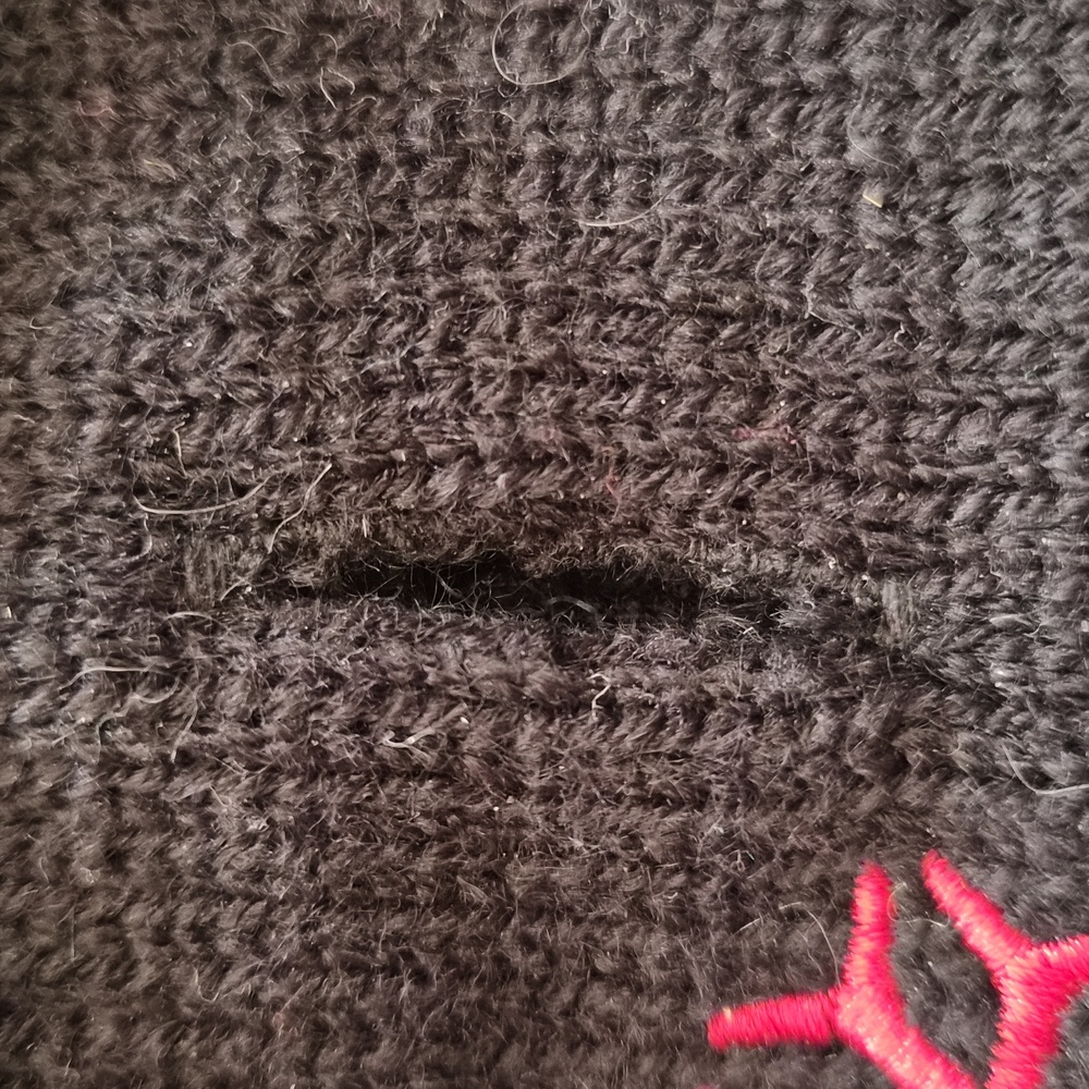 Medium Winter Sweater - Picture 4 of 4